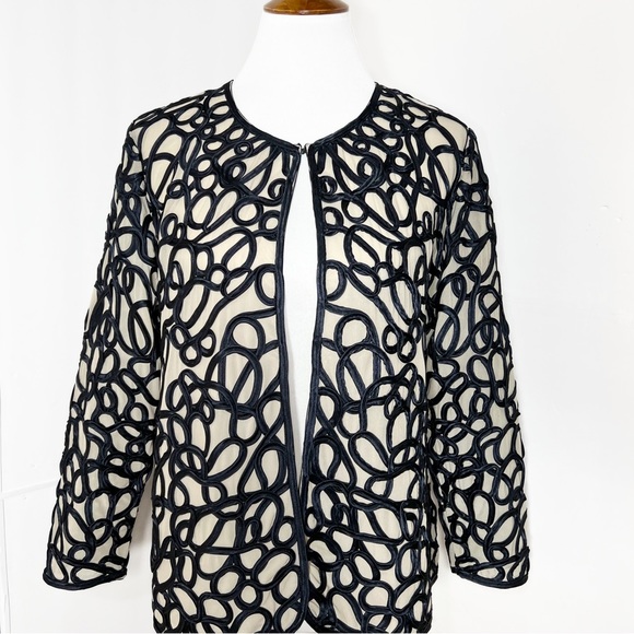 Chico’s Satin Embroidered Navy Blue Beige Long Sleeve Open Front Blazer M - Picture 8 of 11